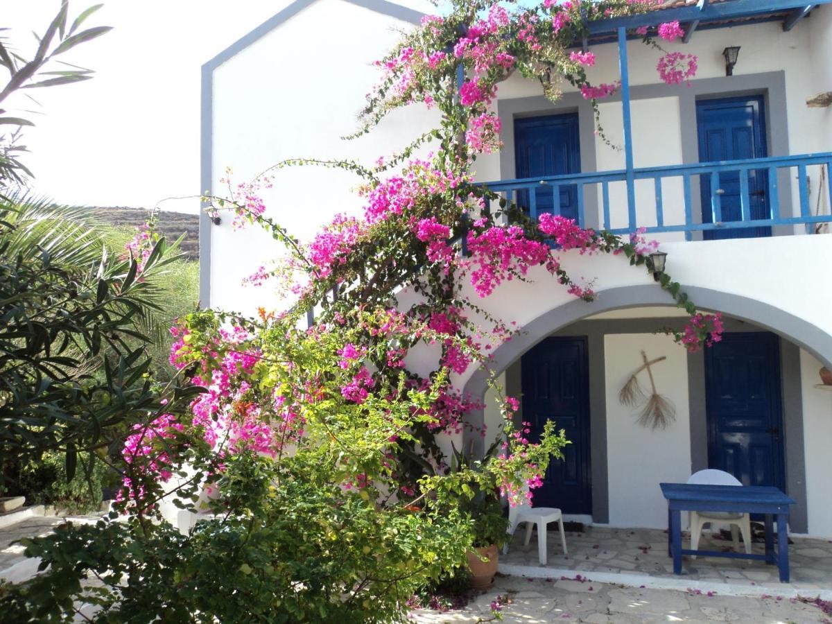 Aloni Apartment Kamilari Bagian luar foto