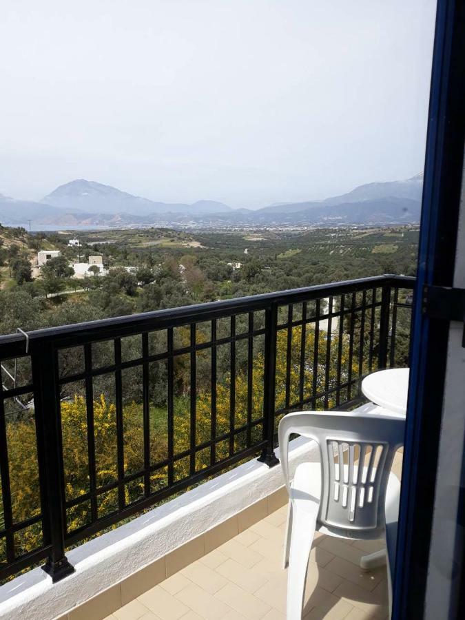 Aloni Apartment Kamilari Bagian luar foto
